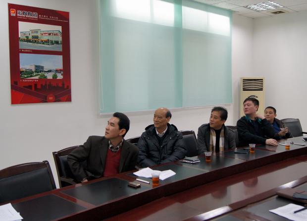 图8、点票、记票、宣布效果，，，评委们都在主要注视着优异专卖店名单的出炉